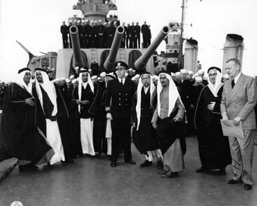 Saudi Arabian King Ibn Saud'S Entourage Boarding The Uss Quincy. The King Would Meet With Fdr'S On The Ship In Great Bitter Lake History - Item # VAREVCHISL037EC673