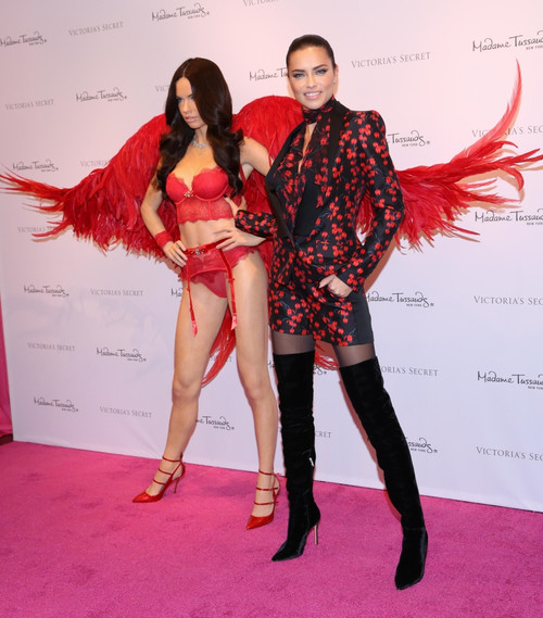Adriana Lima At In-Store Appearance For The Showstopper By
