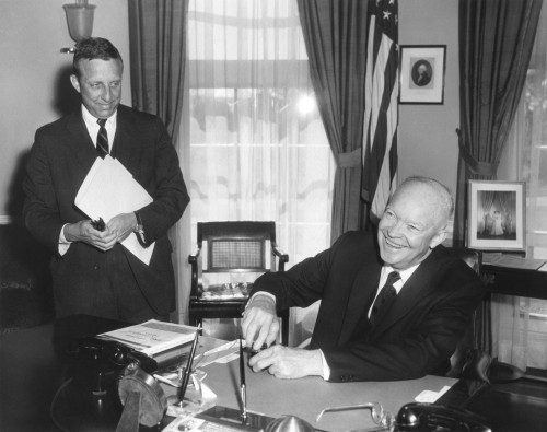 President Eisenhower Is Signing The Hawaii Statehood Bill In The Oval Office On March 18 History - Item # VAREVCHISL039EC058