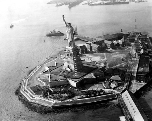 The Statue Of Liberty History - Item # VAREVCHBDNEYOCS095