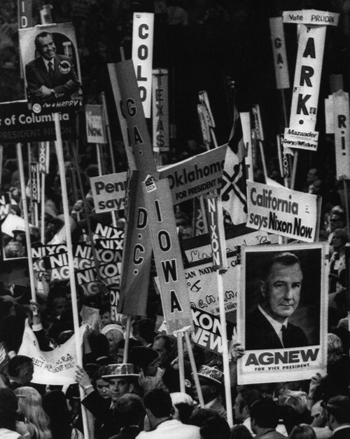 Nixon Presidency. Delegates Rallying For Vice Presidential Nominee Spiro Agnew At The Republican National Convention In Miami History - Item # VAREVCPBDSPAGEC001