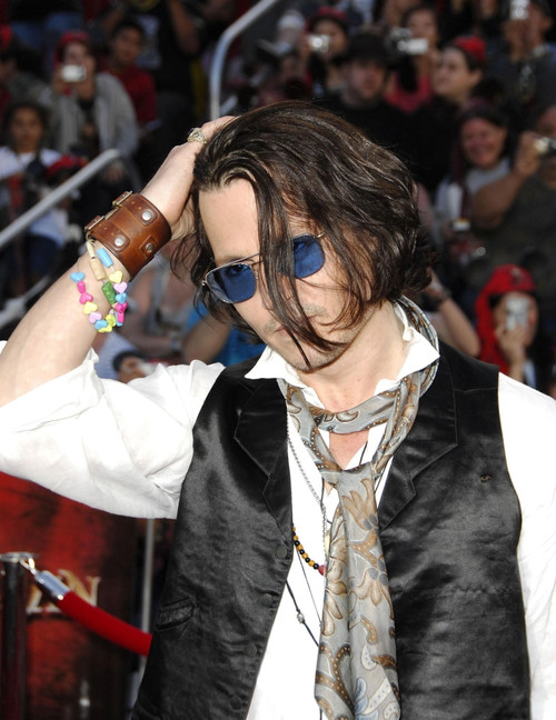 Johnny Depp At Arrivals For Premiere Of Pirates Of The Caribbean At World'S End, Disneyland, Anaheim, Ca, May 19, 2007. Photo By Michael GermanaEverett Collection Celebrity - Item # VAREVC0719MYBGM125