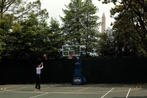 President Barack Obama Shoots Hoops On The White House Basketball Court During A Break Between Meetings May 7 2010. History - Item # VAREVCHISL025EC242