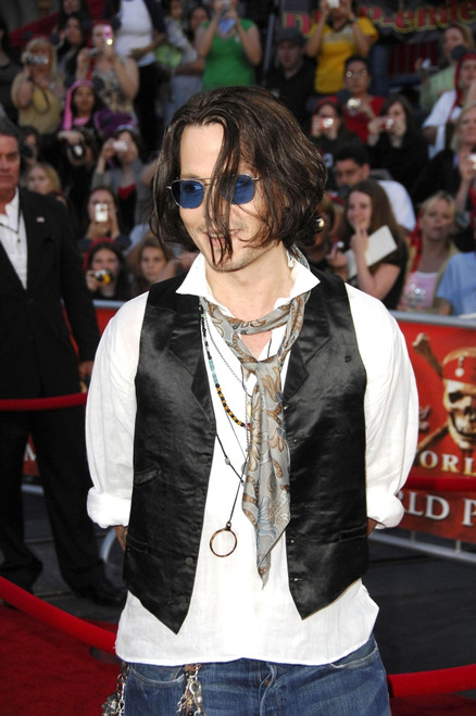 Johnny Depp At Arrivals For Premiere Of Pirates Of The Caribbean At World'S End, Disneyland, Anaheim, Ca, May 19, 2007. Photo By Michael GermanaEverett Collection Celebrity - Item # VAREVC0719MYBGM124