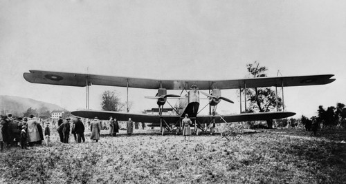 American Langley Night Bombing Airplane Displayed On Oct. 15 History - Item # VAREVCHISL035EC086
