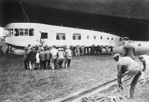 Cabin Of The 'Uss Los Angeles' During Her Commissioning Ceremony History - Item # VAREVCHISL043EC154