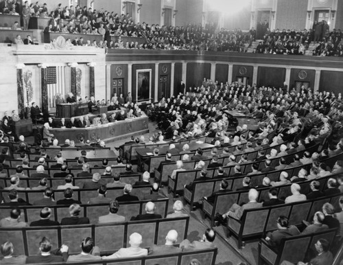 President Harry Truman Speaking To A Joint Session Of Congress In 1945. He Made Two Such Appearances In 1945. First On April 16 History - Item # VAREVCHISL038EC530