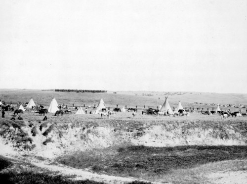 U.S. Troops Surrounding The Indians On Wounded Knee Battle Field History - Item # VAREVCHCDLCGCEC383