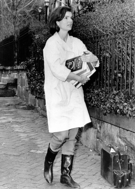 Jacqueline Kennedy History - Item # VAREVCCSUA001CS118