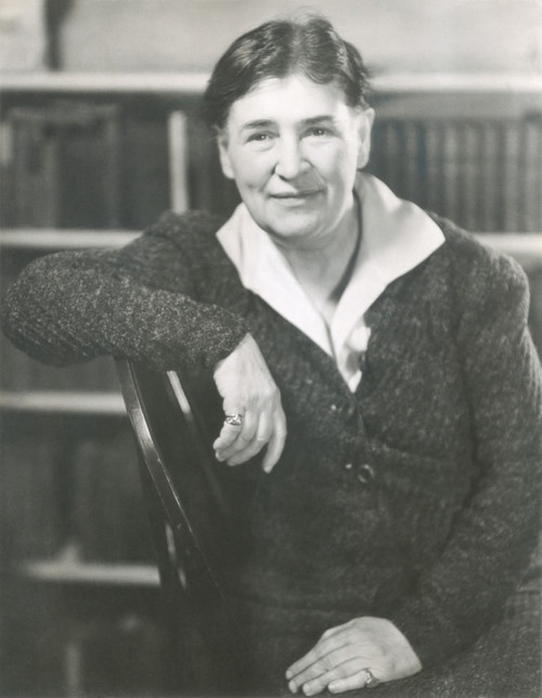 Willa Cather At The Time She Wrote Lucy Gayheart. Photo By Nicholas Muray History - Item # VAREVCHISL034EC220