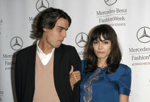 Michael Runyon, Shannyn Sossamon At Arrivals For Day 2 - Arrivals At Mercedes-Benz L.A. Fashion Week, Smashbox Studios, Los Angeles, Ca, October 15, 2007. Photo By Adam OrchonEverett Collection Celebrity - Item # VAREVC0715OCCDH014