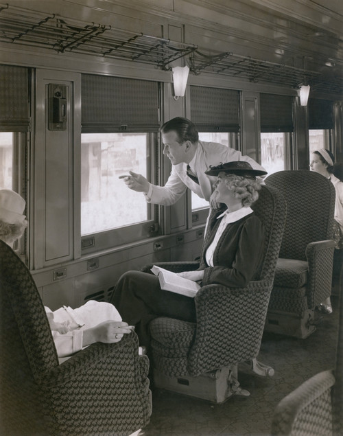 First Class Passengers In An Air-Conditioned 'Imperial Salon' Of The Chesapeake And Ohio Railroad. 1930S. History - Item # VAREVCHISL023EC061