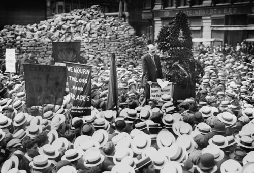 Anarchist Leonard Abbott Speaking At A Memorial Demonstration For The Dead Iww Conspirators. Two Men Of The Anarchist Black Cross History - Item # VAREVCHISL044EC391