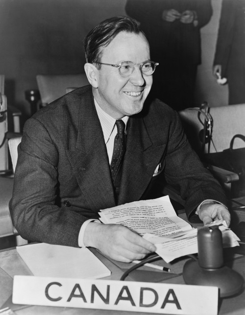 Lester Pearson History - Item # VAREVCHISL038EC518