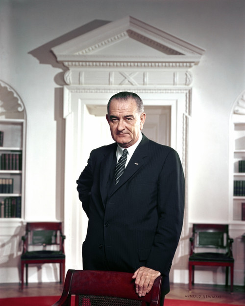 President Lyndon Johnson. Official Portrait Taken By Arnold Newman In The Oval Office. Ca History - Item # VAREVCHISL033EC118