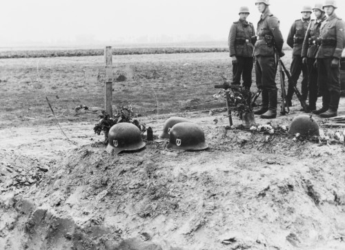German Waffen-Ss Troops At The Helmet Topped Graves Of Their Fellows During The Invasion Of Poland. Sept. 1939. World War 2. History - Item # VAREVCHISL037EC524