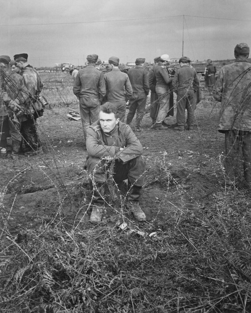German Prisoners On The Anzio Beachhead History - Item # VAREVCHISL037EC987