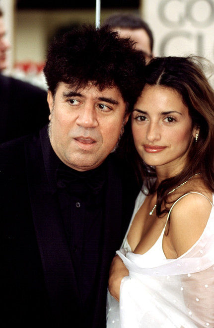 Pedro Almodovar, Penelope Cruz At The Golden Globe Awards, January, 2000 Celebrity - Item # VAREVCPSDPEALHR001
