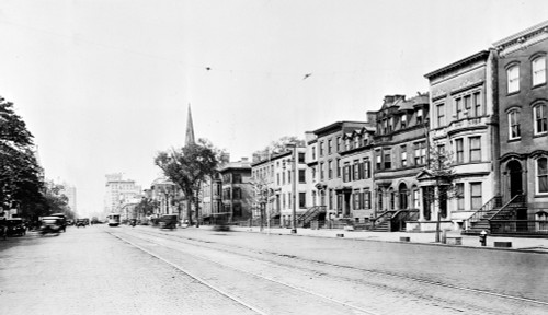 Newark History - Item # VAREVCHISL018EC213