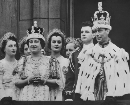 British Royalty. Front Row British Queen Elizabeth Her Elizabeth And King George Vi Of England History - Item # VAREVCPBDKIGEEC008
