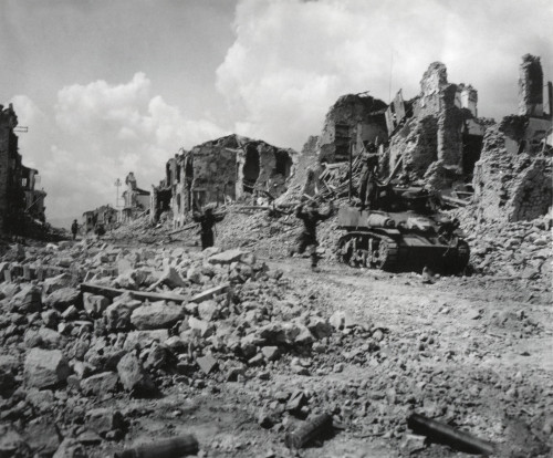 Snipers Of German 362Nd Infantry Surrender After Their Ammunition Gave Out. The Action In Cisterna Was Part Of The Allied Breakout From The Anzio Beachhead And The Advance To Rome. May 25 History - Item # VAREVCHISL037EC991