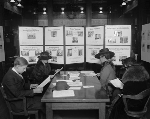 Social Hygiene Exhibit Of Images Of The Washington D.C. Women'S House Of Detention In 1922. Some Pictures Shows The Segregated Facilities For White And African American Inmates. History - Item # VAREVCHISL040EC954