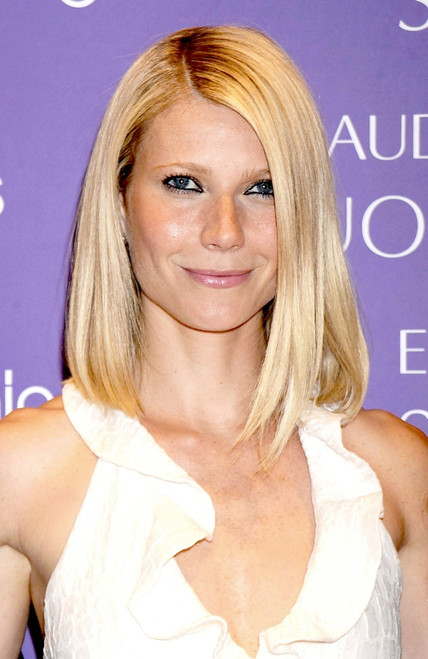 Gwyneth Paltrow In Attendance For Debut Of Estee Lauder New Fragrance Sensuous, Bloomingdale'S Department Store, New Yo Rk, Ny, July 08, 2008. Photo By Kristin CallahanEverett Collection Llection Llection Celebrity - Item # VAREVC0808JLCKH009