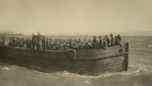 American Tourists In A Large Barge Landing At Haifa History - Item # VAREVCHISL044EC205
