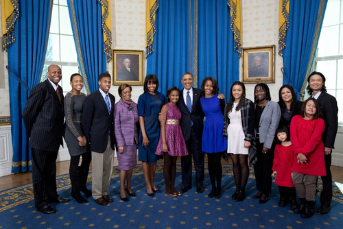 President Barack Obama With His Multi-Ethnic Extended Family History - Item # VAREVCHISL039EC777