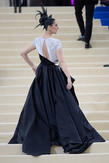 Celine Dion At Arrivals For Rei Kawakubo & Comme Des Garcons Costume Institute Gala - Arrivals 1, Metropolitan Museum Of Art, New York, Ny May 1, 2017. Photo By Kristin CallahanEverett Collection Celebrity ( - Item # VAREVC1701M11KH010