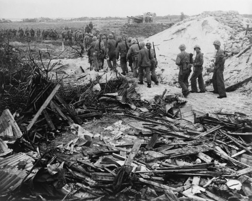 After The First Assault Cleared Japanese Soldiers From The Beaches History - Item # VAREVCHISL037EC790