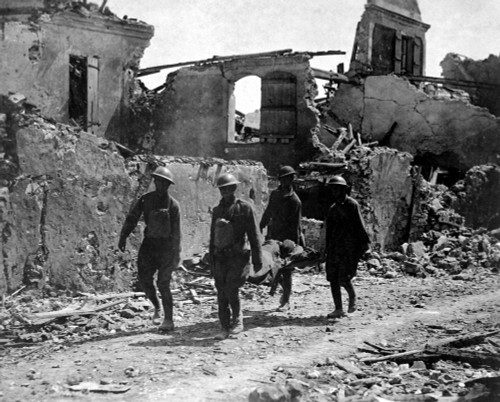 Members Of The U.S. Medical Corps Removing The Wounded From Vaux History - Item # VAREVCHISL034EC540