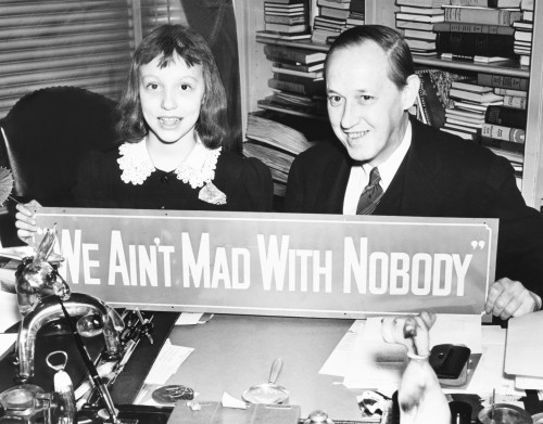 We Ain'T Mad With Nobody' Is The Christmas Message Of Harry And Diana Hopkins. The Widowed Hopkins And Diana Lived In The Fdr White House. Dec. 24 History - Item # VAREVCCSUB002CS051 We Ain'T Mad With Nobody' Is The Christmas Message Of Harry And Diana Hopkins. The Widowed Hopkins And Diana Lived In The Fdr White House. Dec. 24 History - Item # VAREVCCSUB002CS051
