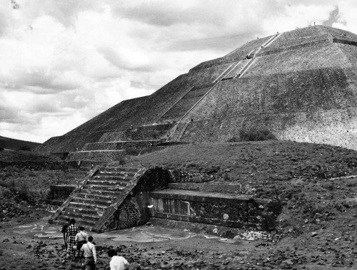 Pyramid Of The Sun History - Item # VAREVCHBDMEXICS004