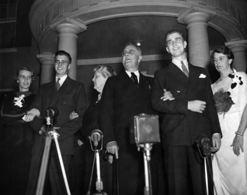 Fdr Presidency. From Left Anna Roosevelt Boettiger History - Item # VAREVCPBDFRROEC078 Fdr Presidency. From Left Anna Roosevelt Boettiger History - Item # VAREVCPBDFRROEC078