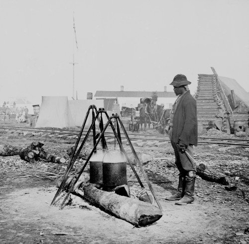 African American Union Army Cook At Work At City Point History - Item # VAREVCHISL009EC222