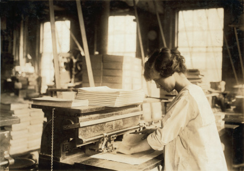 Child Labor History - Item # VAREVCHCDLCGBEC431 Child Labor History - Item # VAREVCHCDLCGBEC431
