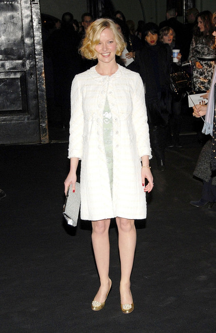 Gretchen Mol In Attendance For Marc Jacobs FallWinter 2008 Fashion Show, N.Y. State Armory, New York, Ny, February 08, 2008. Photo By Desiree NavarroEverett Collection Celebrity - Item # VAREVC0808FBFNZ007