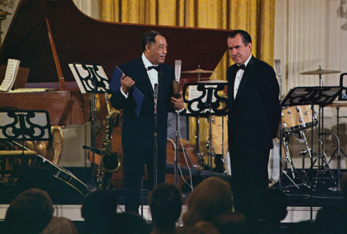 Richard Nixon Presenting The Presidential Medal Of Freedom To Duke Ellington. In His Toast To Ellington He Noted That The Musician'S Father Had Worked As A White House Butler. April 29 1969. History - Item # VAREVCHISL032EC108