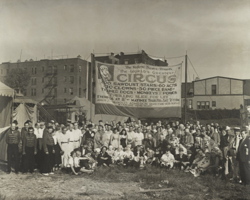 The Federal Theatre Presents The World'S Greatest The Wpa'S Federal Theater Project Supported This Circus With 200 Sawdust Stars History - Item # VAREVCHISL039EC435