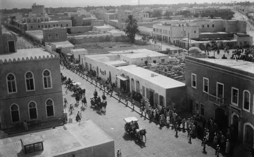 Italian Army Taking Possession Of The City Of Tripoli In The Ottoman Empire. 1500 Italian Sailors History - Item # VAREVCHISL044EC136