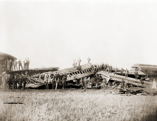 1887 Great Chatsworth Train Wreck Destroyed A Large Passenger Train Of Two Steam Engines Pulling Six Wooden Passenger Cars History - Item # VAREVCHISL011EC296