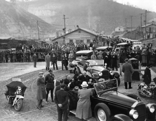 Fdr Inspect Norris Dam Construction. President Franklin And Eleanor Roosevelt History - Item # VAREVCCSUA000CS356