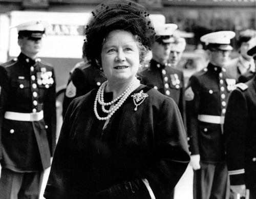 Queen Mother History - Item # VAREVCPBDQUMOCS001