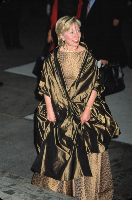 Hillary Clinton In Oscar De La Renta At Metropolitan Museum Of Art Costume Institute Gala, Ny 4232001, By Cj Contino Celebrity - Item # VAREVCPSDHICLCJ001