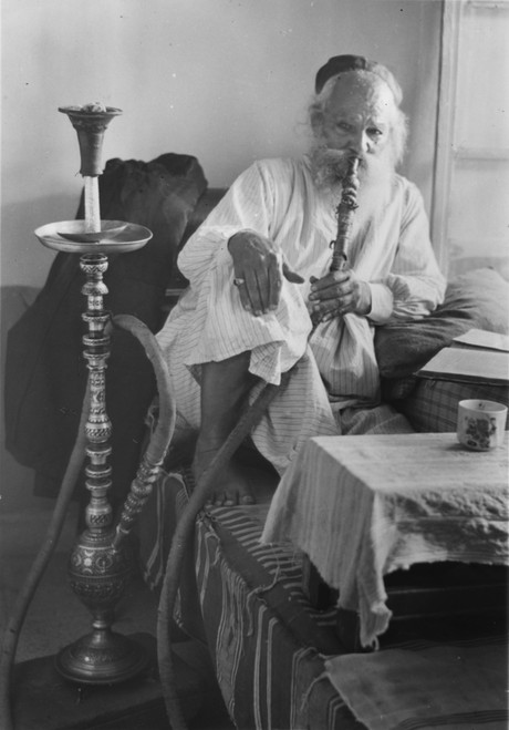 Seated Man Smoking A Nargile History - Item # VAREVCHCDLCGCEC116