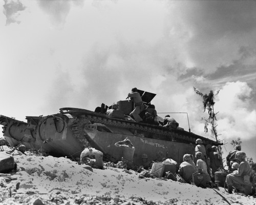 Marines Fight From The Shelter Of An Amphibious Tractor On The Beach At Peleliu History - Item # VAREVCHISL036EC698