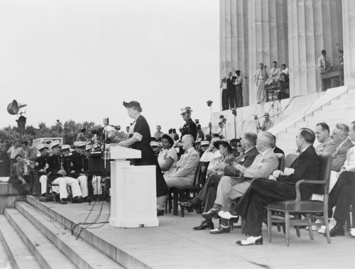 Mrs. Eleanor Roosevelt Addressing The 38Th Annual Conference Of The National Association For The Advancement Of Colored People From The Steps Of The Lincoln Memorial In Washington History - Item # VAREVCHISL006EC254