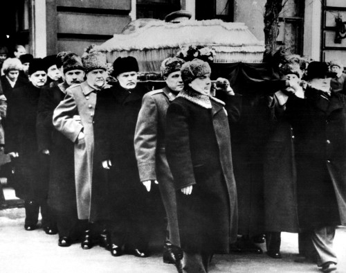 A Group Of Soviet Leaders Carry The Casket Of Josef Stalin To His Tomb In Red Square History - Item # VAREVCPBDJOSTCS004