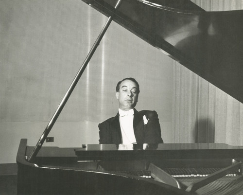 Victor Borge Still - Item # VAREVCPBDVIBOEC009
